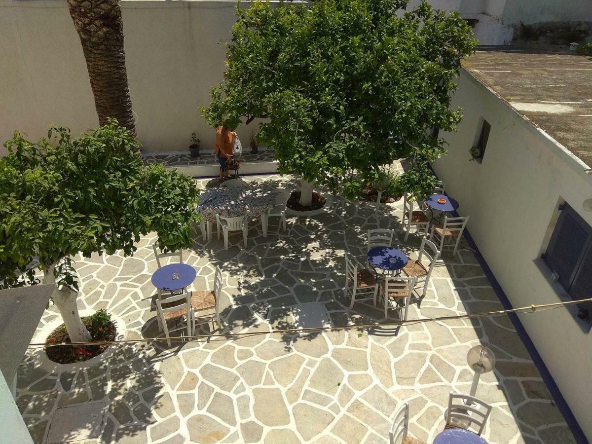 Old Harbor Apartments Spetses Town Extérieur photo